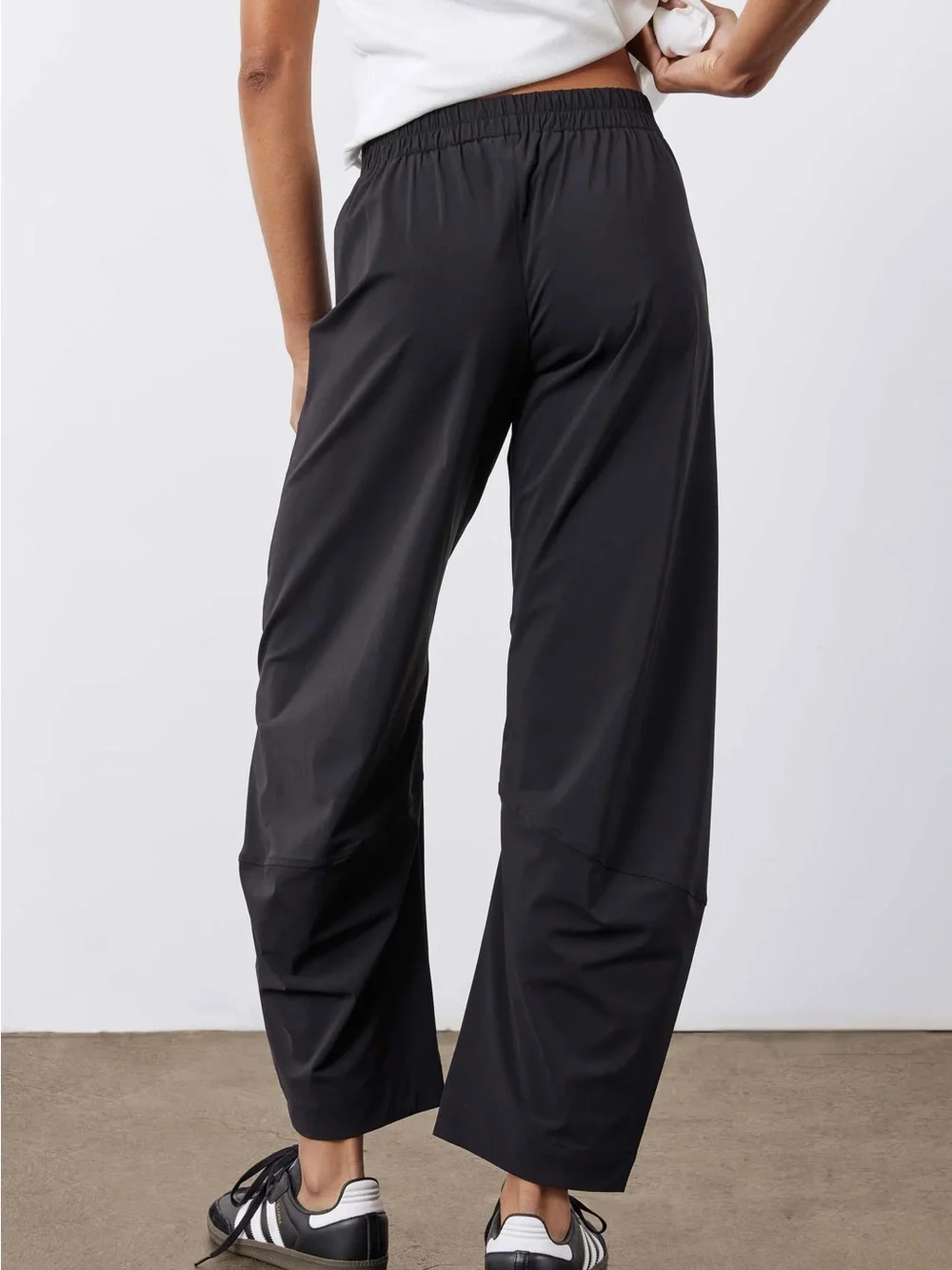 Ruti THE PETITE ON THE LOOSE WORK PANTS - Picture 2 of 8